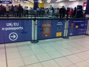 Q-Banner Mesh Stanchion Billboards