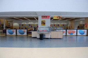 Q-Banner Indoorbelt Stanchion Advertising